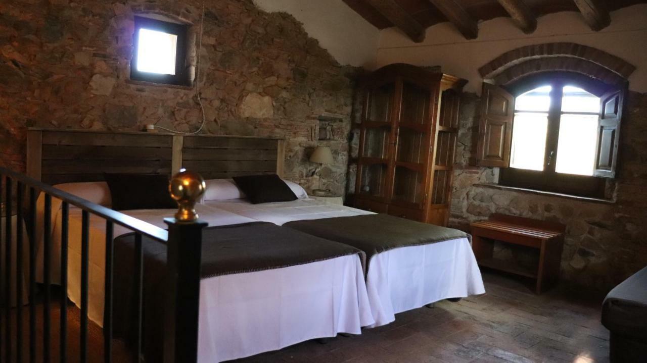 La Caseta Vella Falset Luaran gambar